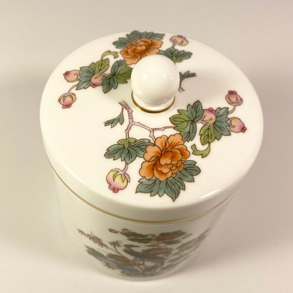 Set of 2 Wedgwood Kutani bird trumpet Vase & lidded jar - Picture 9 of 12